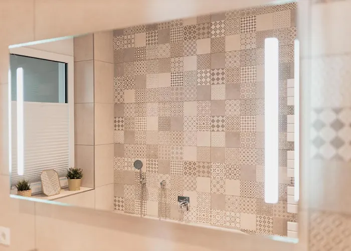 Center-apartment - Grosse Im Stadtzentrum In Perfekter Lage דירה